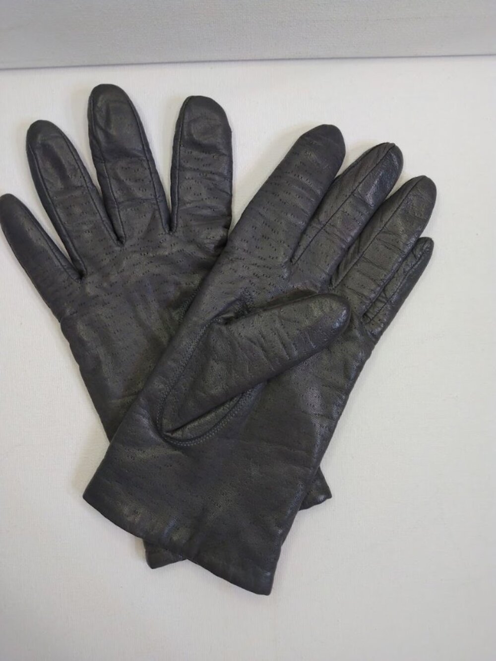 Vintage Van Raalte Gray Leather Gloves Size Large* Wrist Length Winter Old Money
